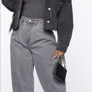 Fashion Nova DayDreaming High Rise Mom Jeans (NEW)